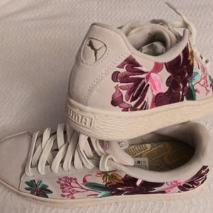 PUMA Suede Hyper Embroidered